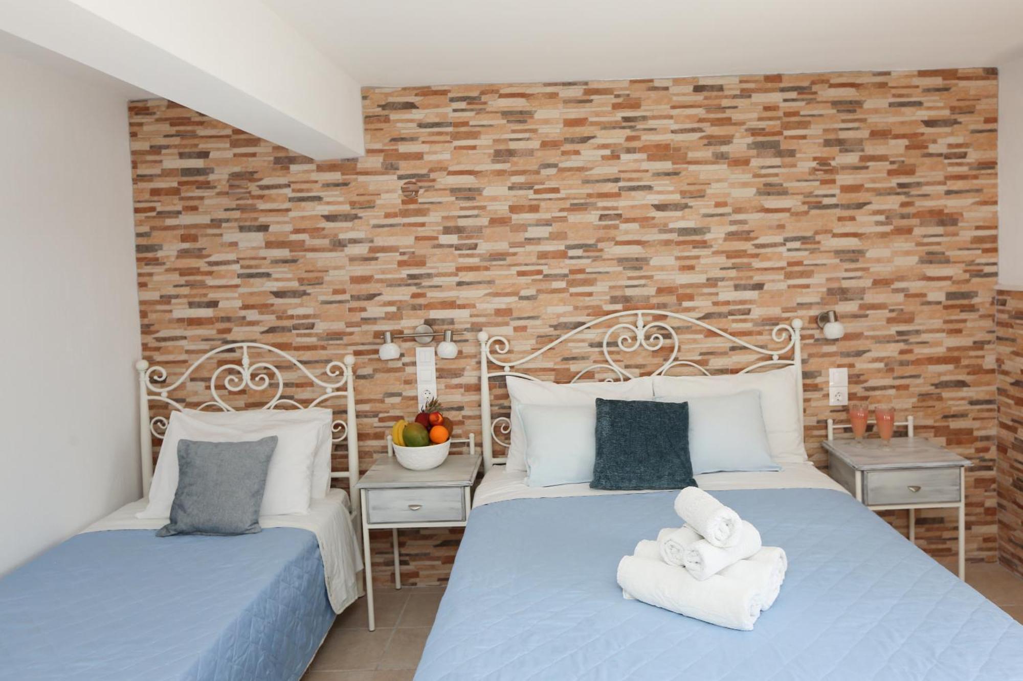 Hotel Kastro Скиатос Экстерьер фото